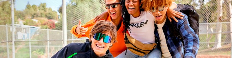 オークリー(OAKLEY)