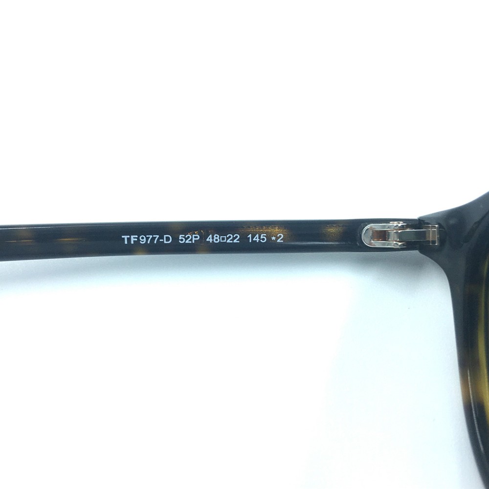 TOM FORD（トムフォード） サングラス　新品未使用 TF977-D